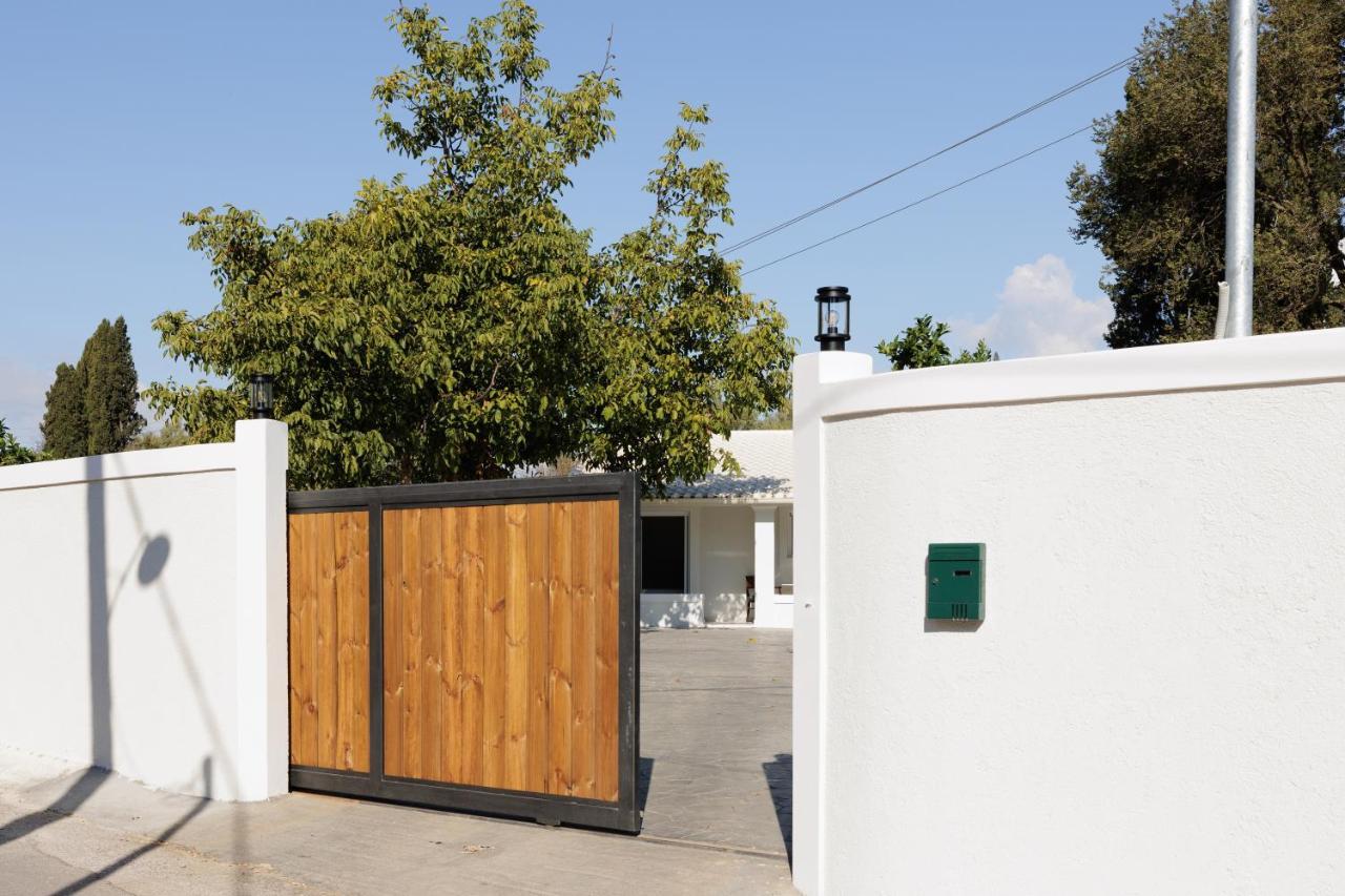 Walnut House - Peaceful Private Garden * Alepou