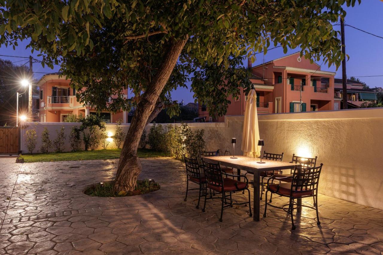 Walnut House - Peaceful Private Garden Villa Alepou